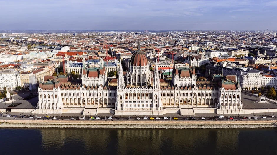 Hungary's PM Warns Putin: Stop Ukraine War or Face Consequences