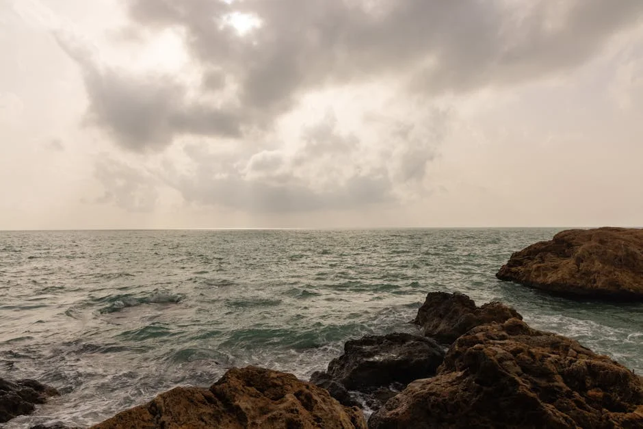 Iran Warns Strait of Hormuz May Stay Closed Over Ceasefire Violations