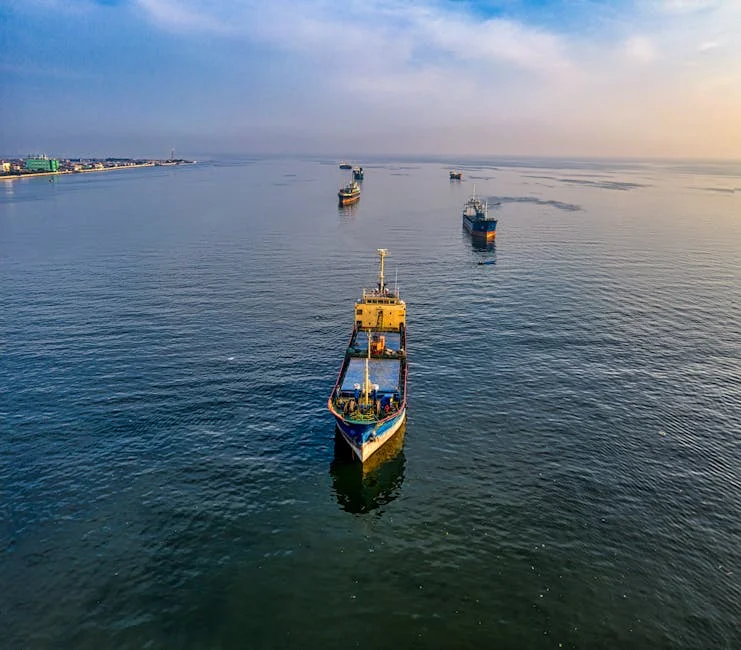 Iranian Commandos Seize Ship in Hormuz — Threatens India Trade