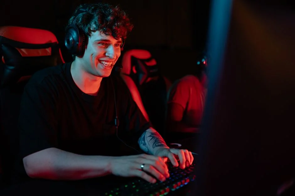 Twitch Reveals New Community-First Features in Challenge to Content-Making Rivals — Education