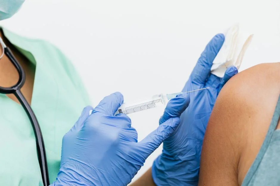 UK Launches Meningitis B Vaccine Drive Targeting One Million Young People